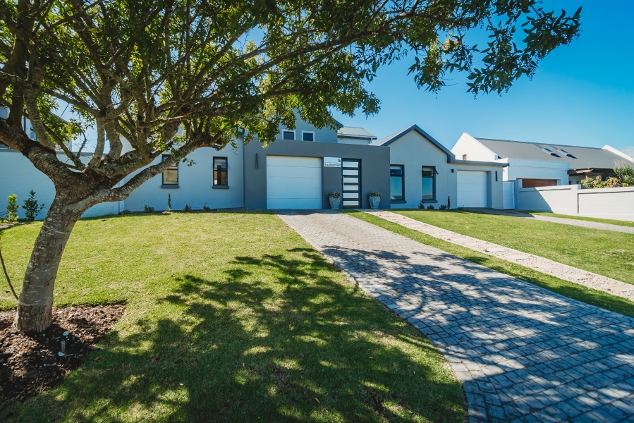 3 Bedroom Property for Sale in Kraaibosch Country Estate Western Cape